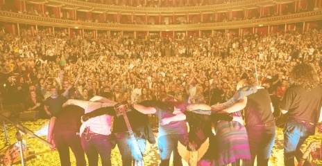 "La Performance" highlighting the high-performance capabilities of L-Acoustics' Live Sound systems